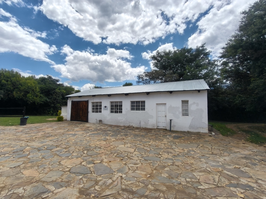 4 Bedroom Property for Sale in Groot Marico North West